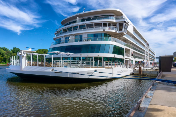 Tauck vs Viking River cruises